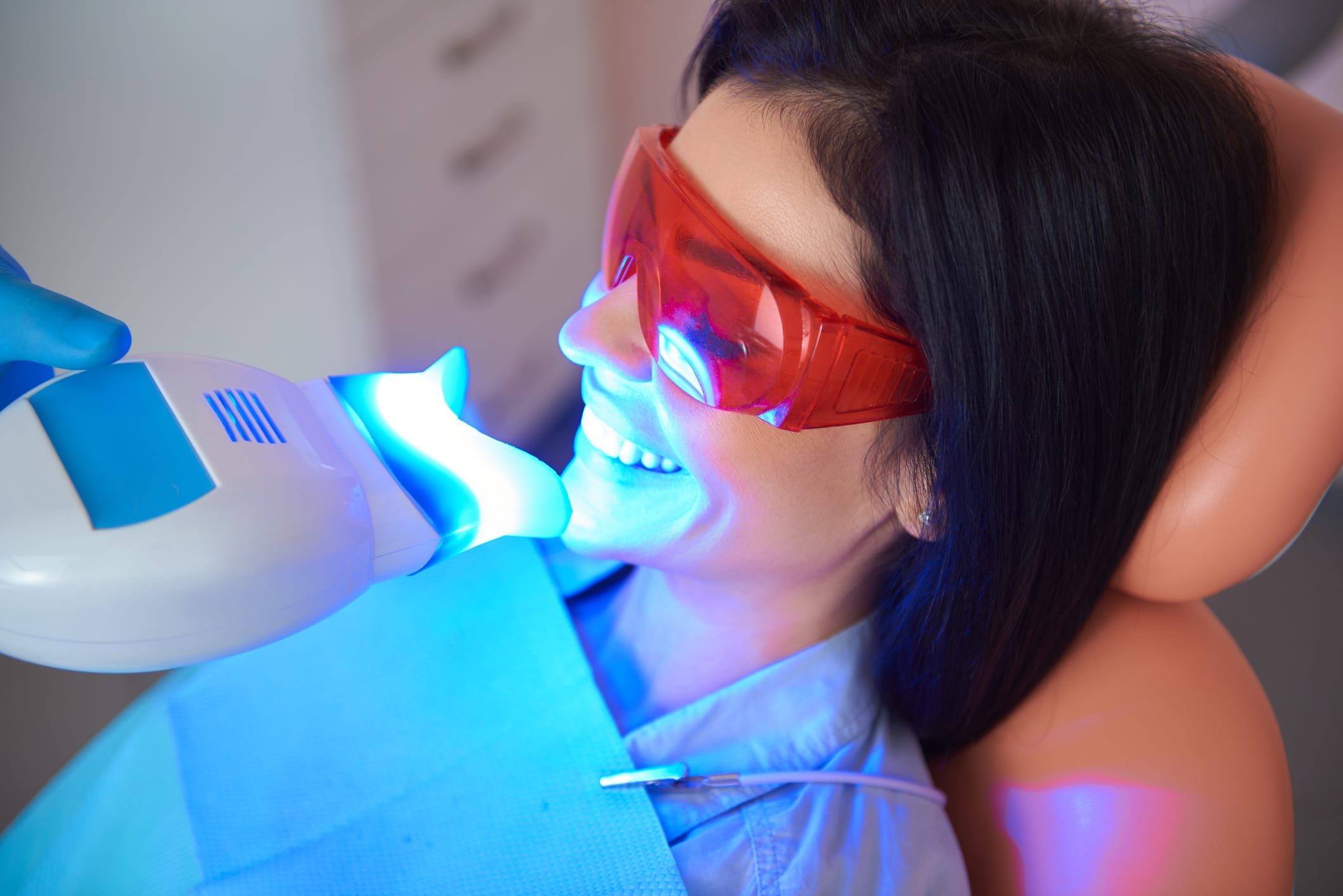 Teeth Whitening in Malaysia: Achieving a Brighter Smile